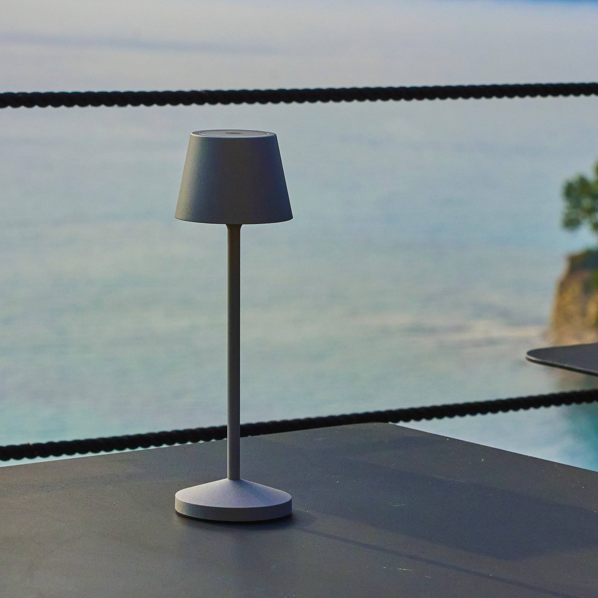 Lumisky - Lampe de table sans fil EMILY Gris clair H25cm - Image 3