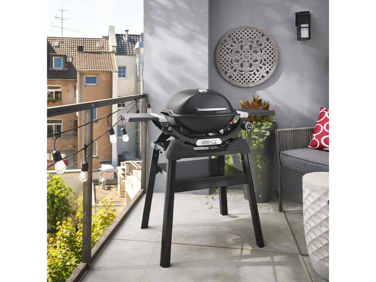 Weber - Barbecue à gaz Q 1200N noir avec pied + Housse + Spatule - Weber - Image 4