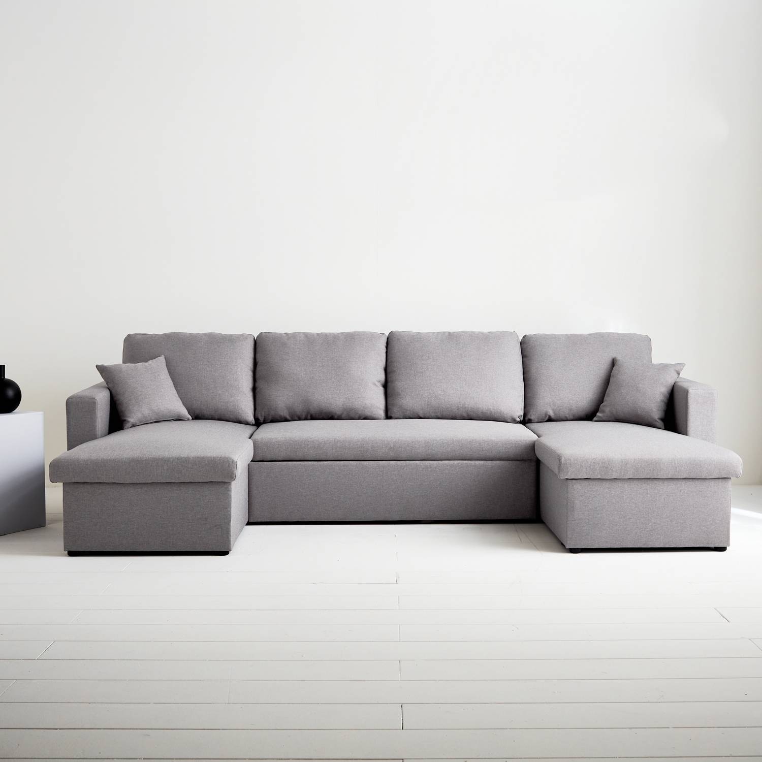 Canapé panoramique convertible en tissu gris clair. 4 places. coffre rangement. lit modulable  | sweeek - Image 1