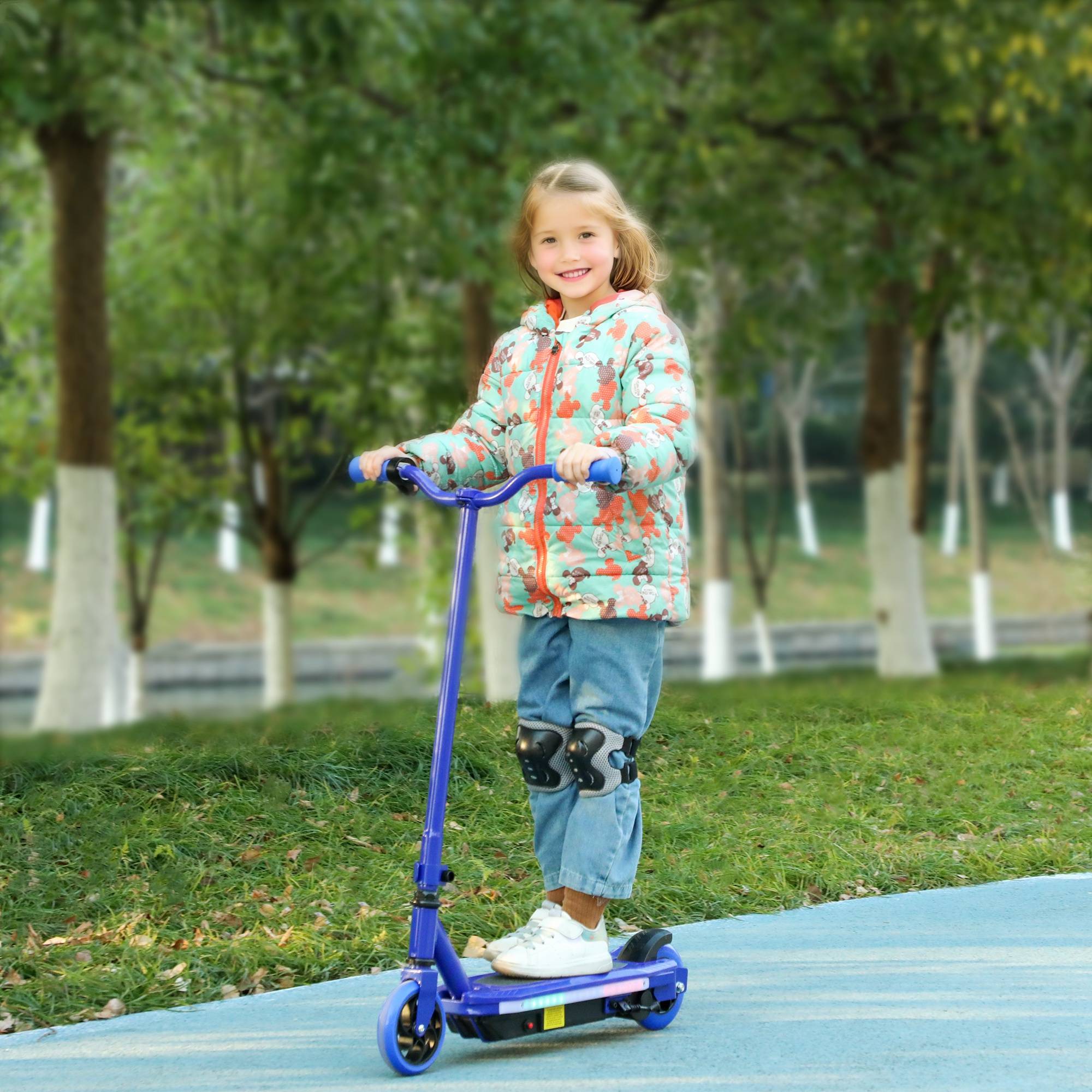 Sans Marque - Trottinette électrique enfants lumières LED accélérateur pouce roues increvables 10 km/h bleue - Image 3