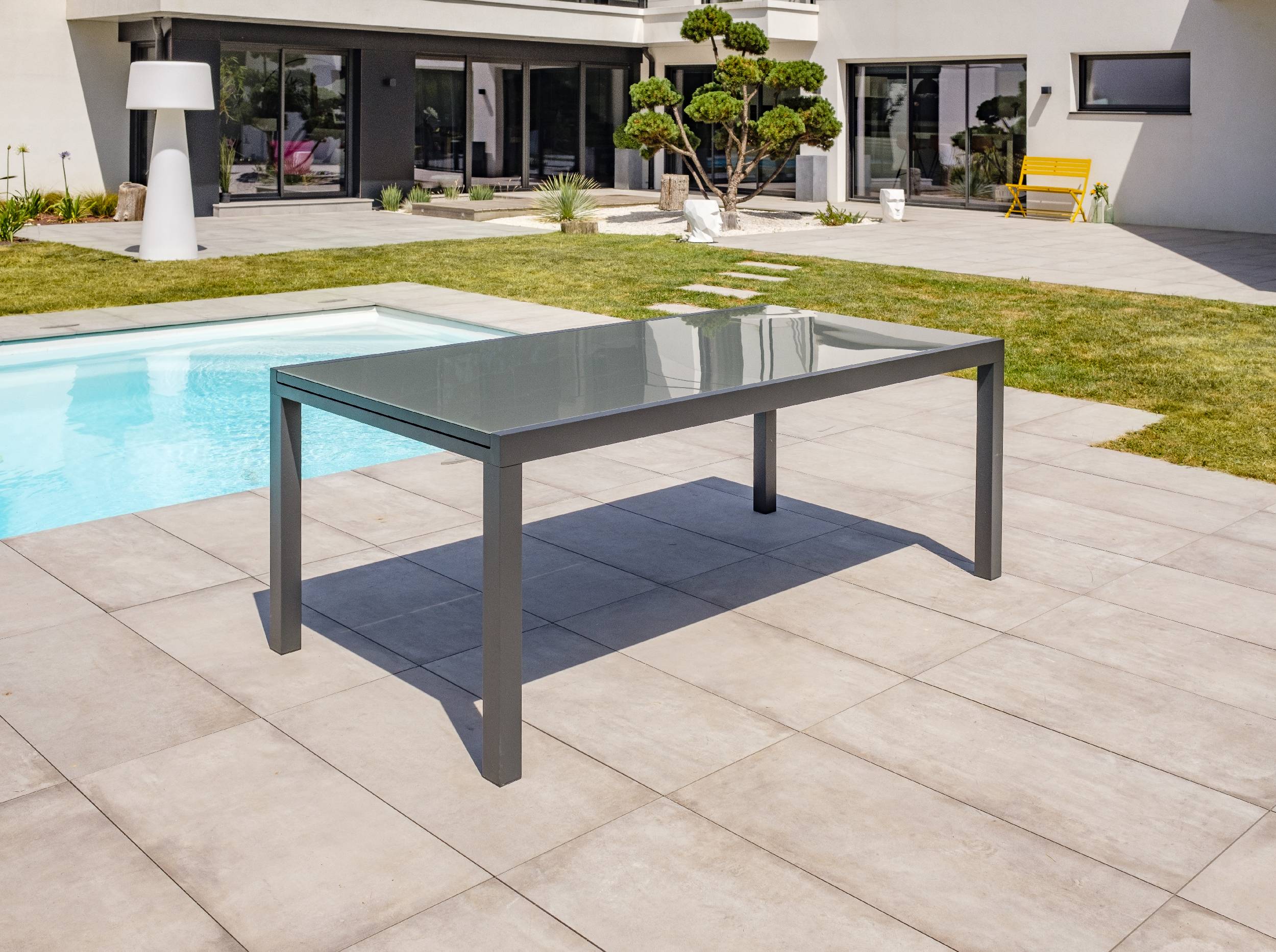 Dcb Garden - Ensemble repas 10 à 12 places en aluminium et plateau verre - Gris anthracite - TOLEDE - Image 7