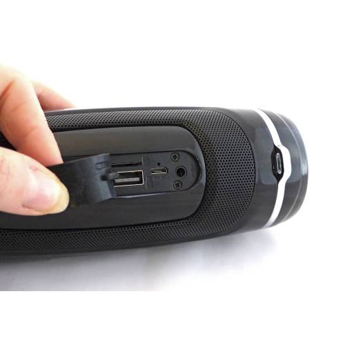 Lampe-torche avec Enceinte intégrée 10W BT noire LightSound - Image 2