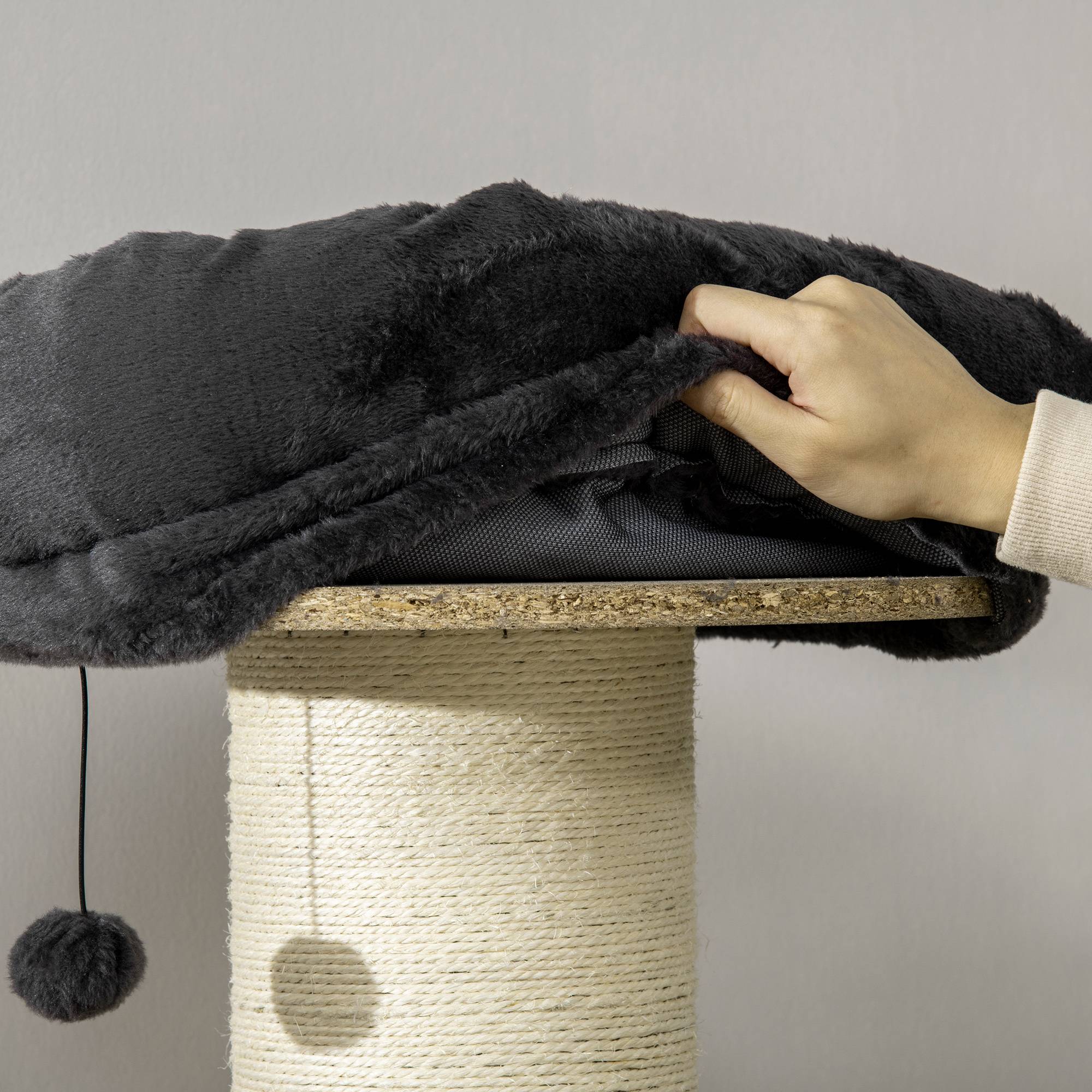 Pawhut - Arbre à chat griffoir sisal naturel 2 plateformes panier observation jeu boule suspendue peluche grise - Image 8