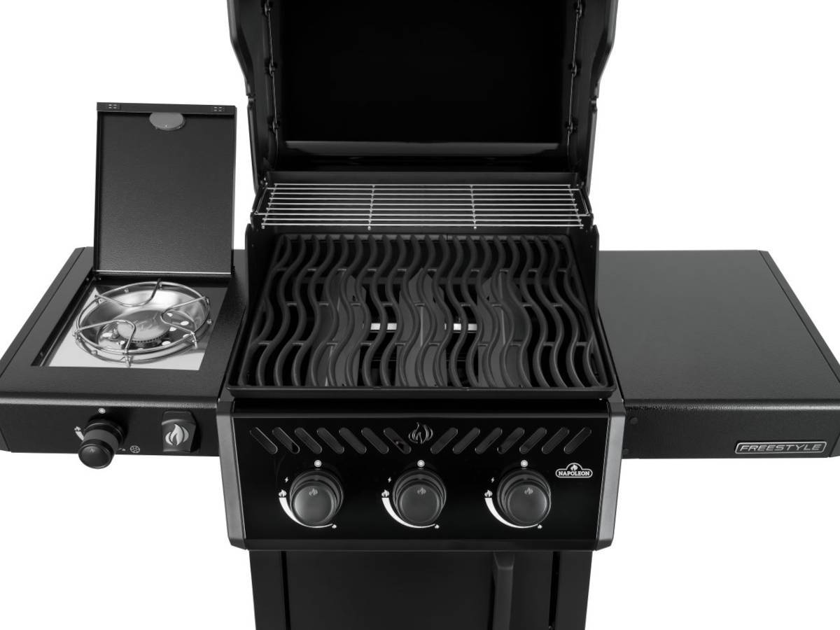 Napoleon - Barbecue gaz Freestyle 365 noir 3 brûleurs et 1 réchaud latéral + Housse de protection - Napoléon - Image 10