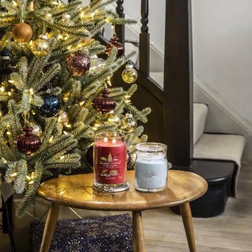 Yankee Candle - Bougie refuge du pôle nord moyen modèle - Image 2