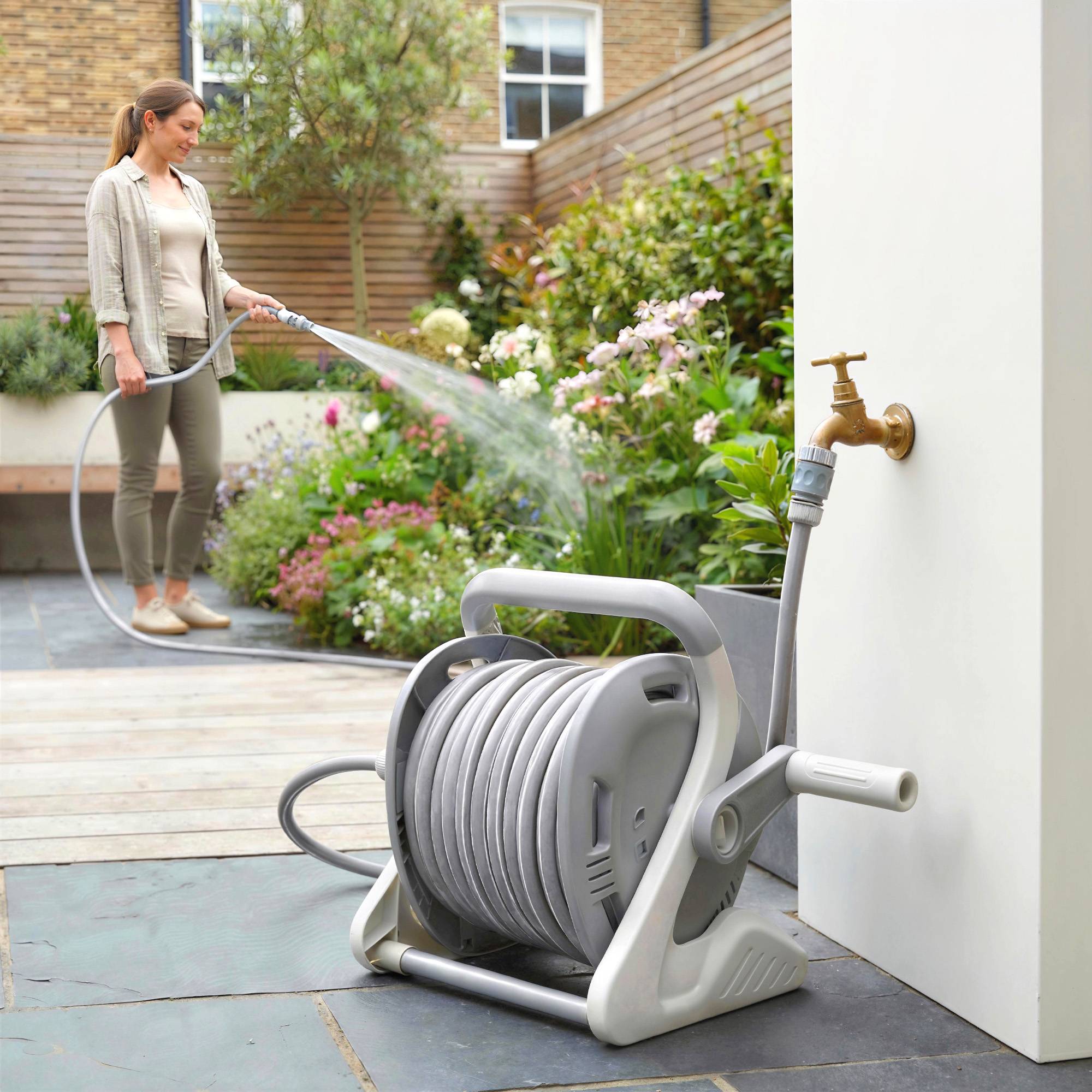 ComfortXL - Enrouleur tuyau mural PP gris 20+2 m Ø15 mm jardin portable 2 jets anti-enchevêtrement - ComfortXL Outdoor Living - Image 3