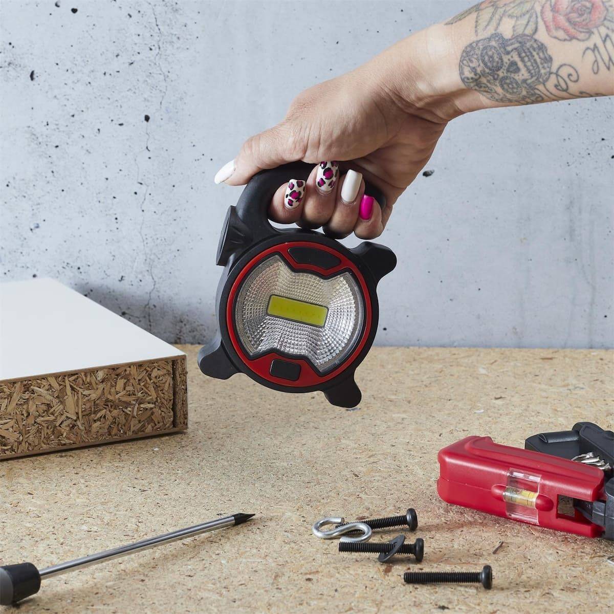 ALTOBUY - Lampe baladeuse LED dernière génération compacte 2 en 1 mode projecteur ou lampe torche - - Image 2
