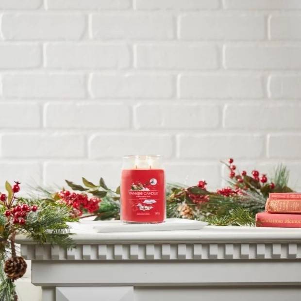 Yankee Candle - Bougie signature Nuit de Noël grand modèle - Image 2