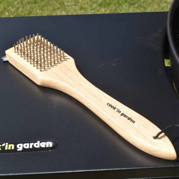 Cook in Garden - Brosse de nettoyage 2-en-1 en cuivre et inox pour grille de barbecue Cook’in Garden - Image 4