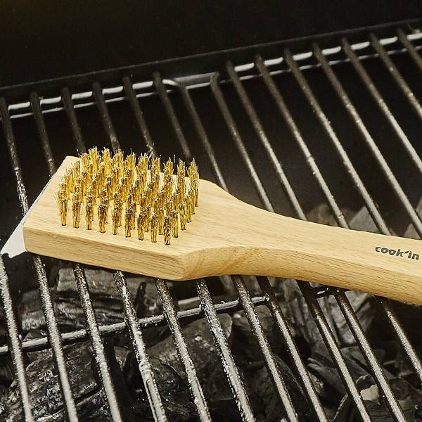 Cook in Garden - Brosse de nettoyage 2-en-1 en cuivre et inox pour grille de barbecue Cook’in Garden - Image 2