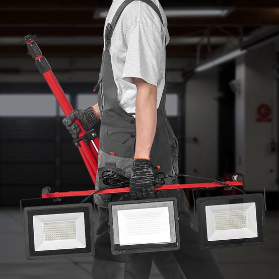 VEVOR Projecteur LED sur trépied lampe travail portable à trois têtes 15000 LM - Image 8