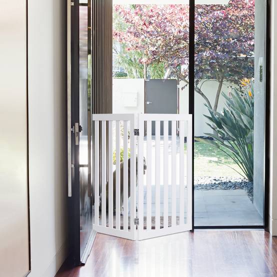Barrière Autoportante pour Chien 2 Panneaux en Bois Charnières Métalliques à 360° Antidérapants pour Maison Escaliers Blanc - Image 2