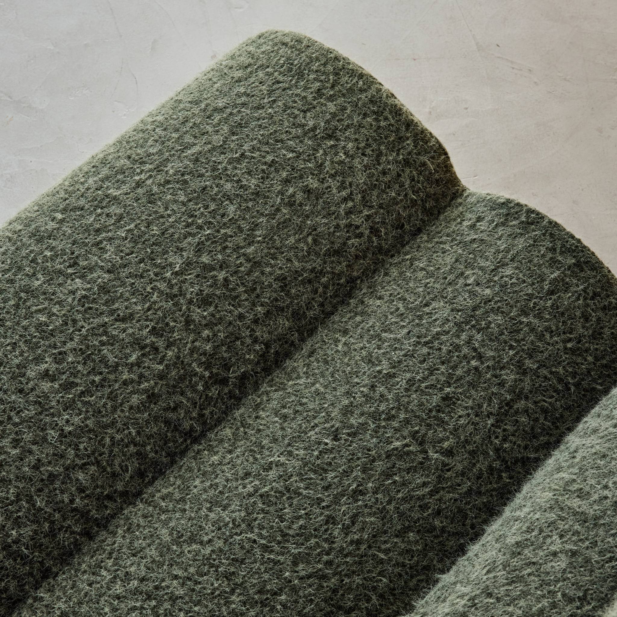 sweeek - Lot de 2 chauffeuses compressées tissu effet alpaca kaki 1 place - L 81 x P 99 x H 75cm - Nova | sweeek - Image 6