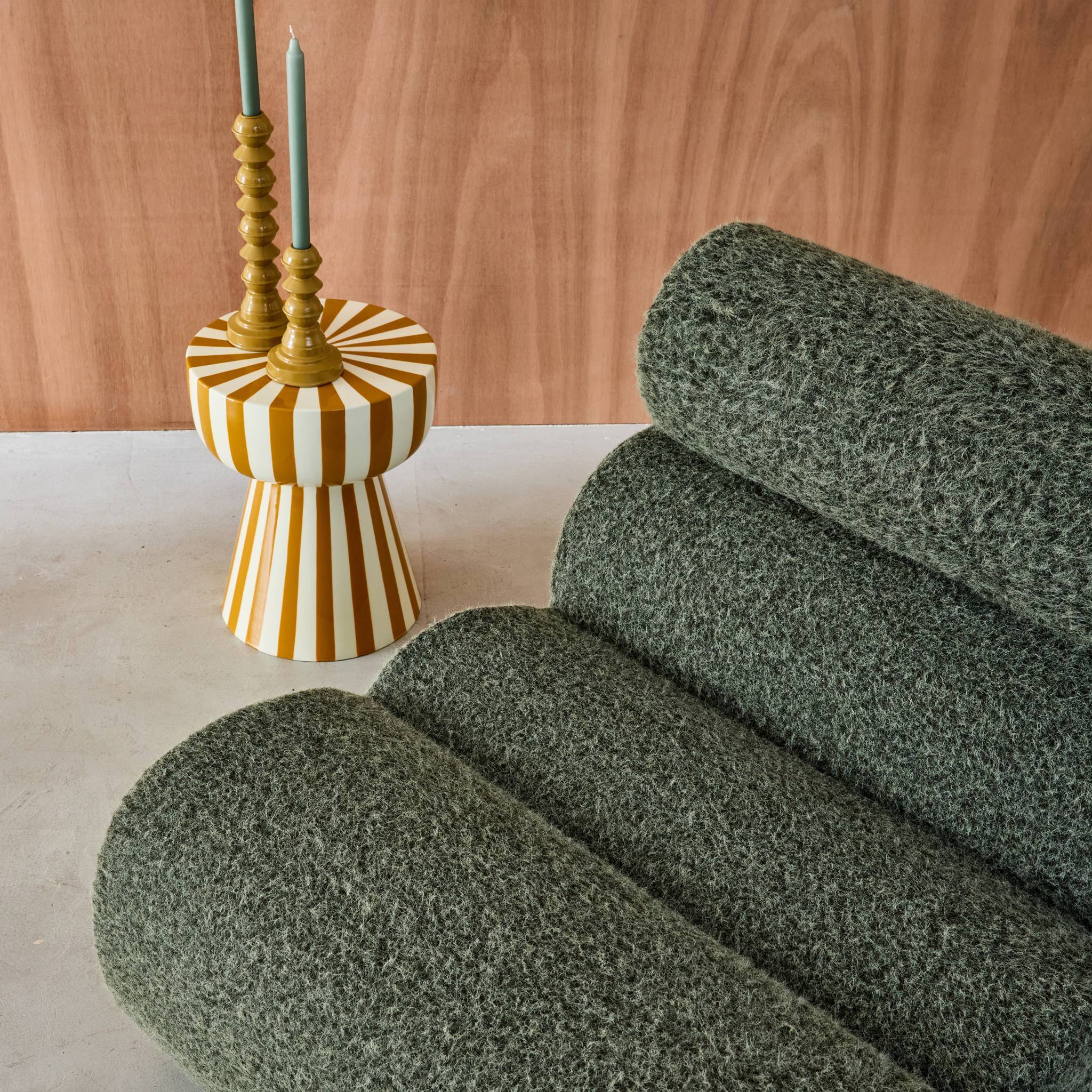 sweeek - Lot de 2 chauffeuses compressées tissu effet alpaca kaki 1 place - L 81 x P 99 x H 75cm - Nova | sweeek - Image 5