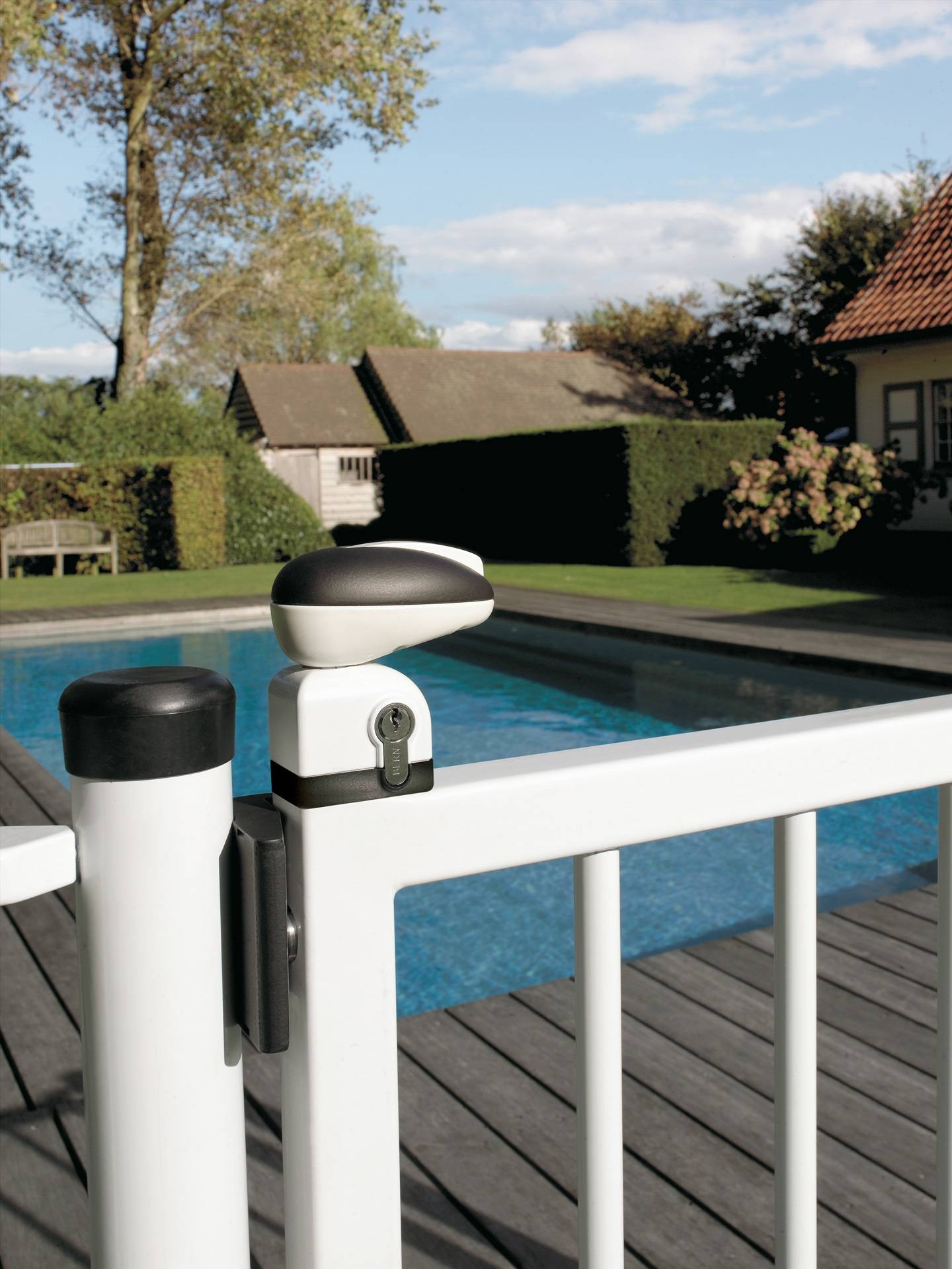 Serrure Twist pour portillon de piscine LOCINOX - noir ral 9005 - TWIST 40 9005 - Image 2