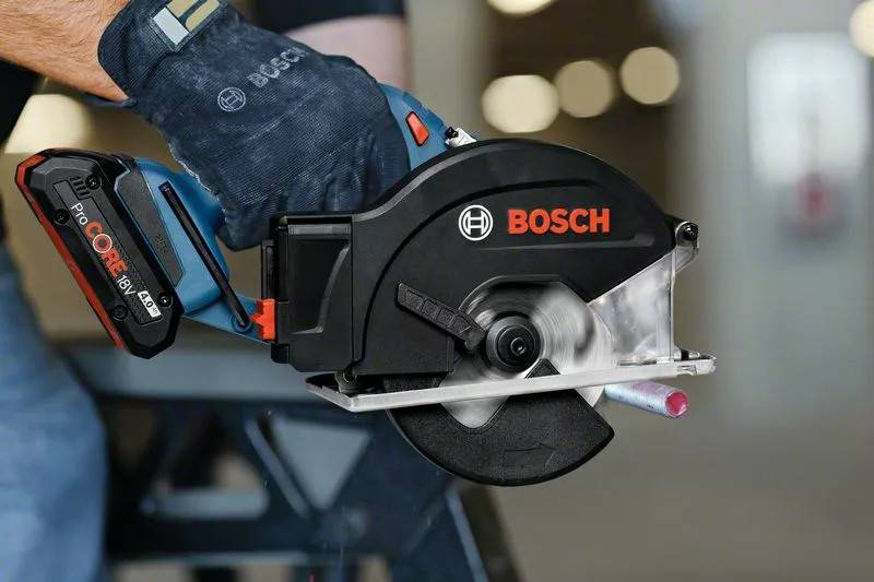 Bosch - Scie circulaire à métaux 18V 5Ah GKM 18V-50 L-BOXX | 06016B8002 - Bosch - Image 2