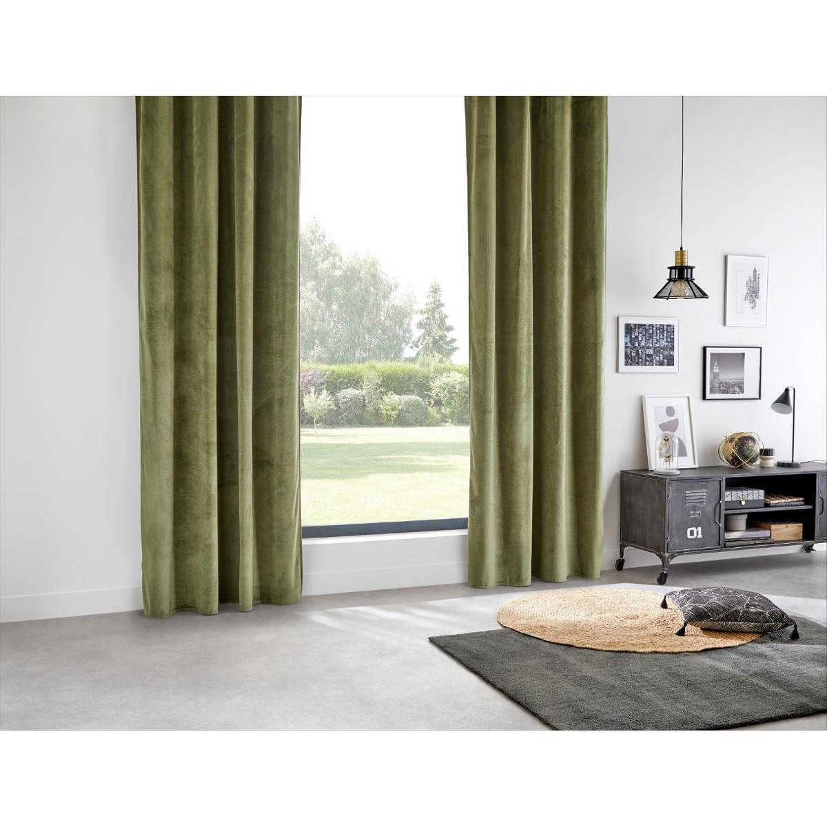 Atmosphera - Lot de 2 Rideaux à œillets Occultant en Velours Vert kaki 140 x 260 cm - Image 3