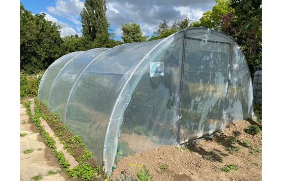 Serre tunnel de jardin - 24m² - 4 x 6 m - Abri Légumes - pieds arrondis - polyéthylène haute densité - 2 portes pivotantes - LES SERRES TONNEAU - Image 1