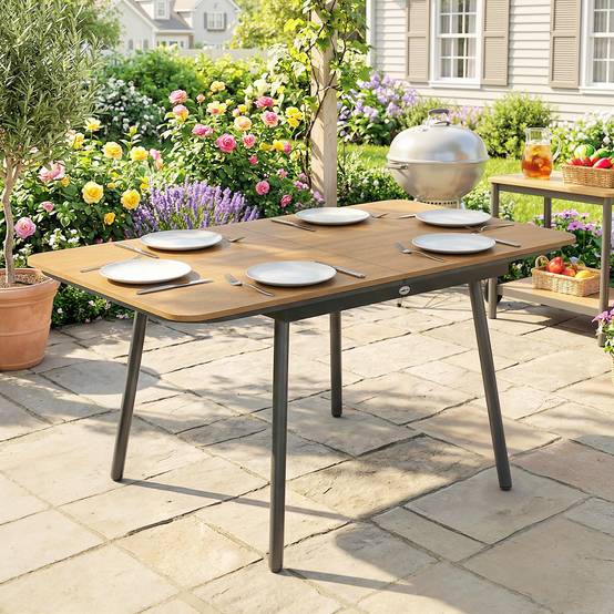 Table de jardin 140 x 80 cm pour 6 personnes, table de repas d'extérieur résistante à la rouille avec plateau en WPC, pieds réglables, teck - Image 10