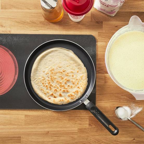 Crêpière en Aluminium "Tous feux" 28cm Noir - Image 2