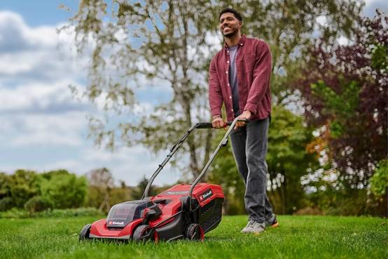 Einhell - Tondeuse à gazon sans fil - GE-CM 18/32 C Li BL-Solo - 18 V Power X-Change - Largeur de coupe 32 cm - Brushless - Image 4