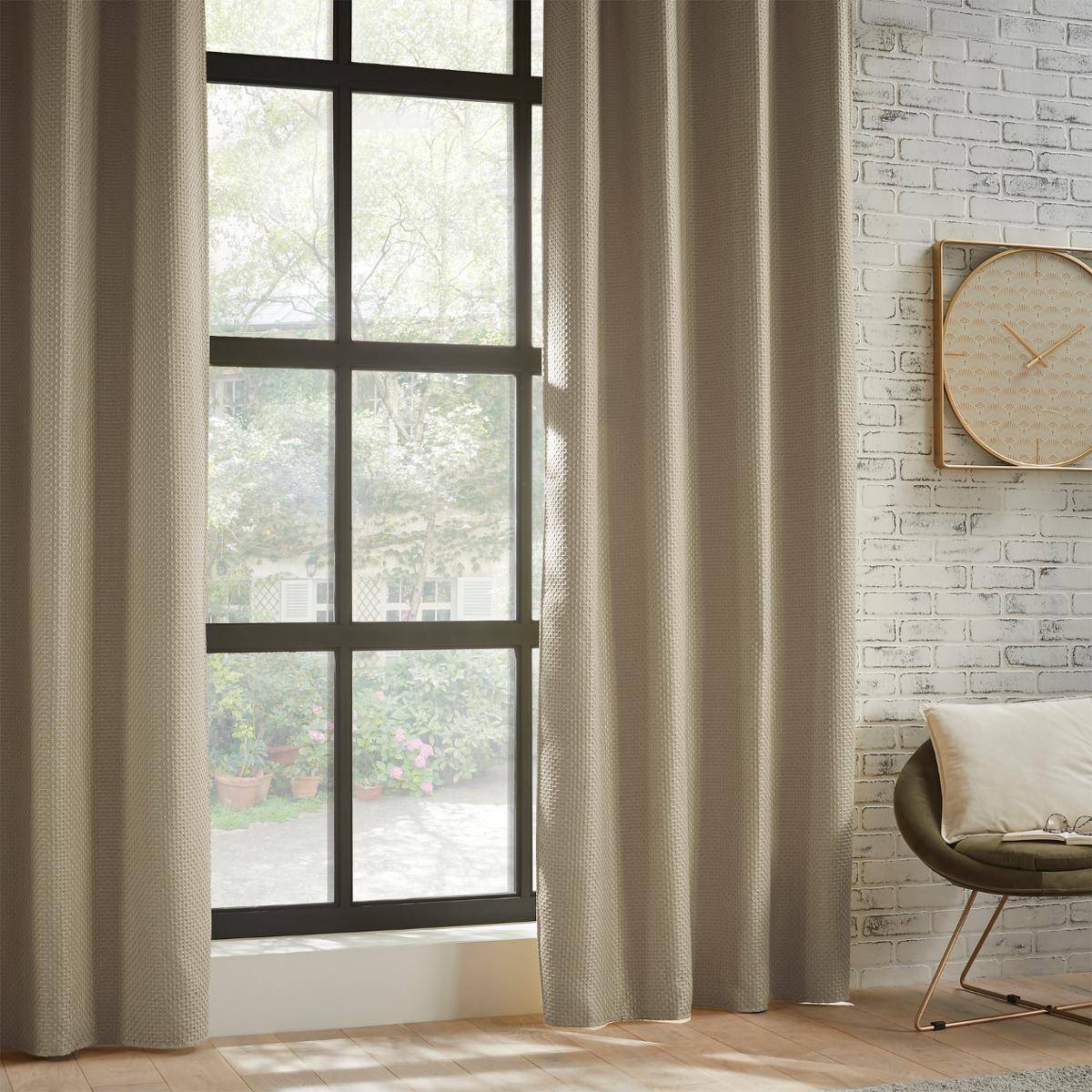 Atmosphera - Lot de 2 Rideaux à  œillets Occultant Jacquard coloris Beige Lin 140 x 260 cm - Image 3