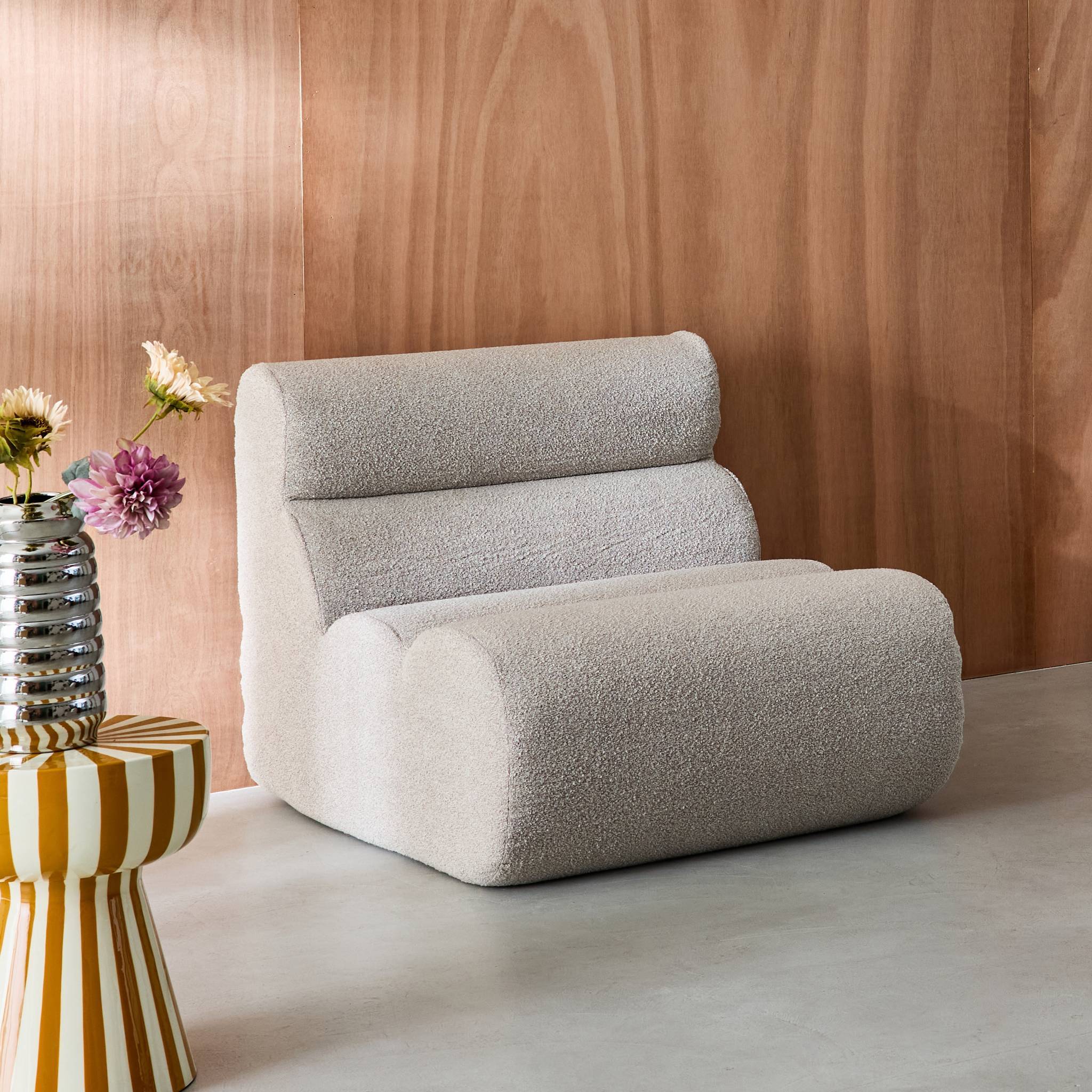 sweeek - Chauffeuse bouclette texturée beige 1 place - L 81 x P 99 x H 75cm - Nova | sweeek - Image 3