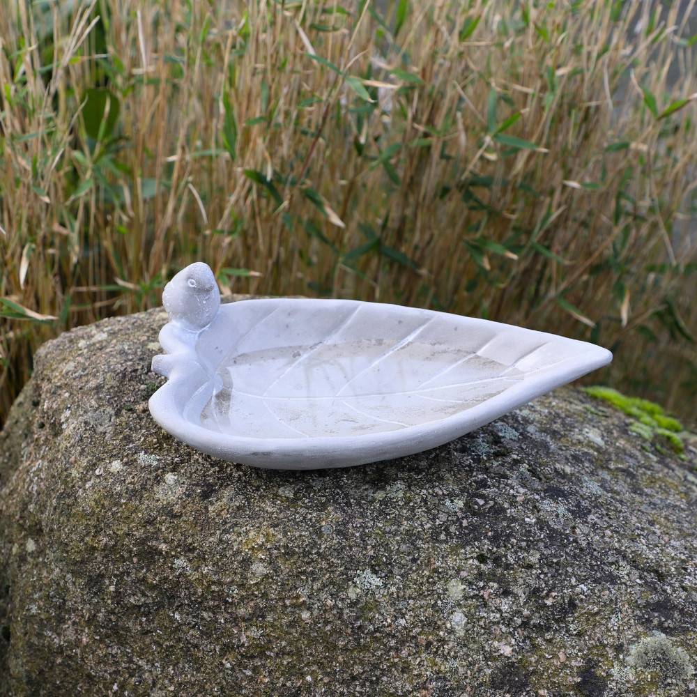 Bain d'oiseaux en béton gris 24 x 13 x 8 cm Chemin de campagne - Image 2