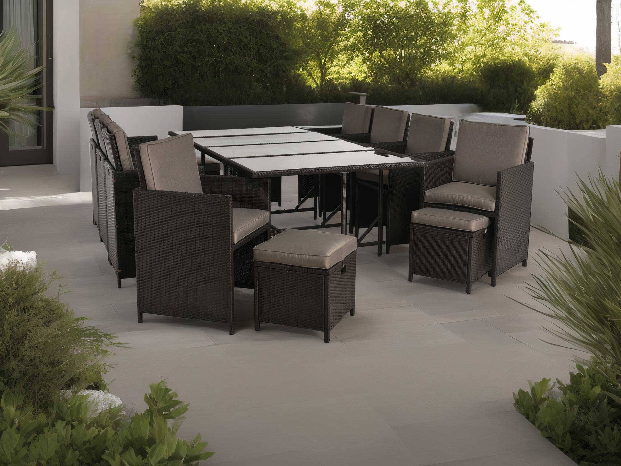 Best Mobilier - Tao - salon de jardin encastrable 12 places - résine tressée marron - coussins taupe - plateau en verre + housse de protection - Best Mobilier - Image 2