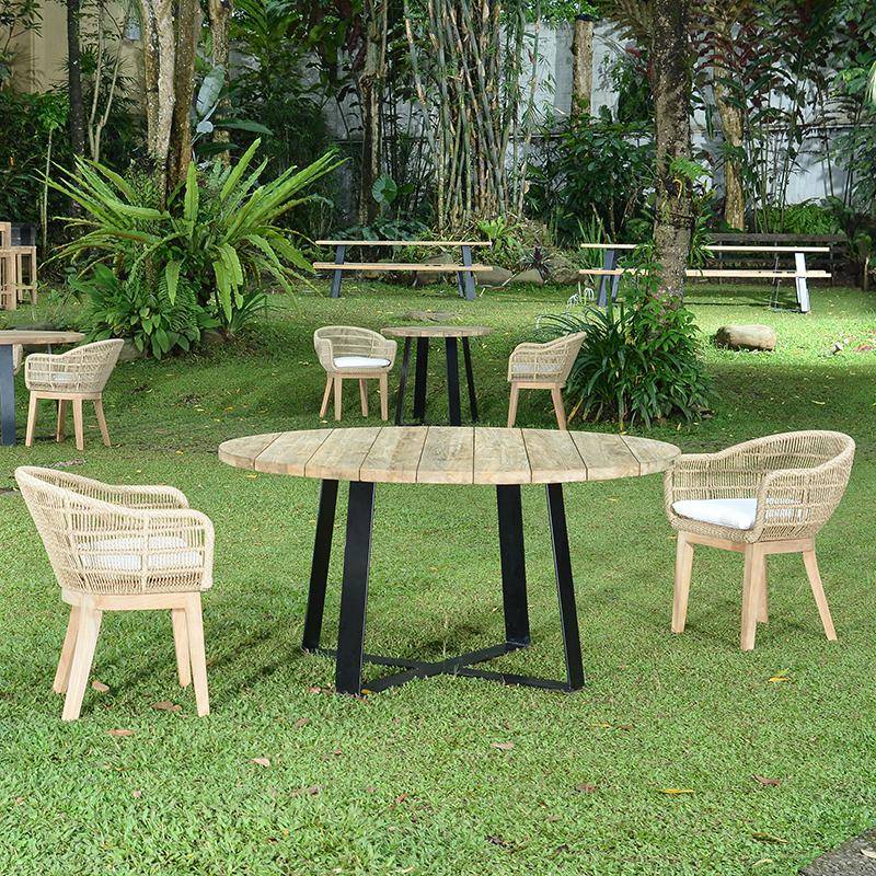 Table métal anthracite et teck recyclé D 160 cm Orsay - Gecko Jardin - Image 6