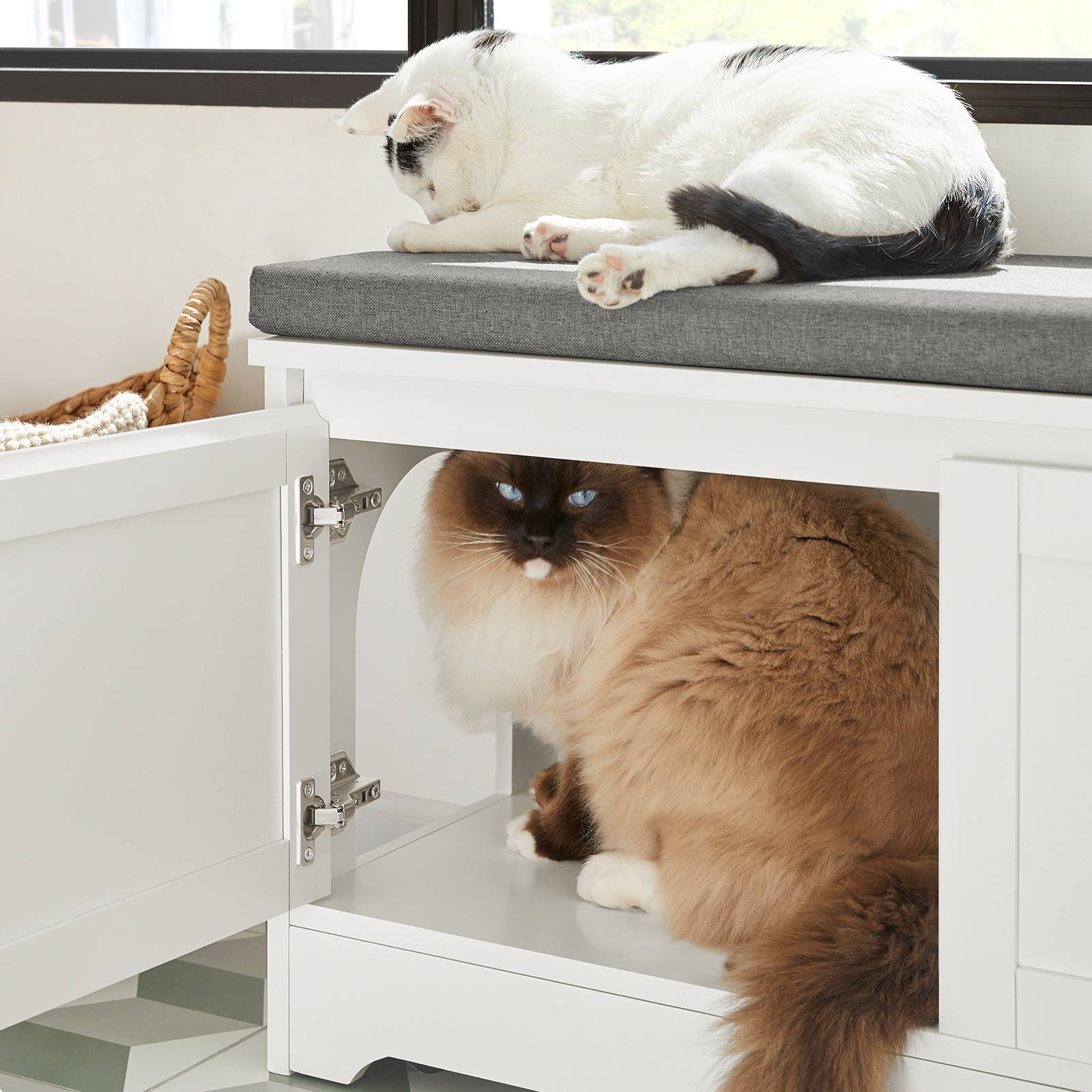 SoBuy Meuble Litière pour Chat avec Banc à Chaussures 2 Portes, 3 Bols, Accès Latéral, Coussin et Bois Blanc 90x36x44 cm FSR136-W - Image 7