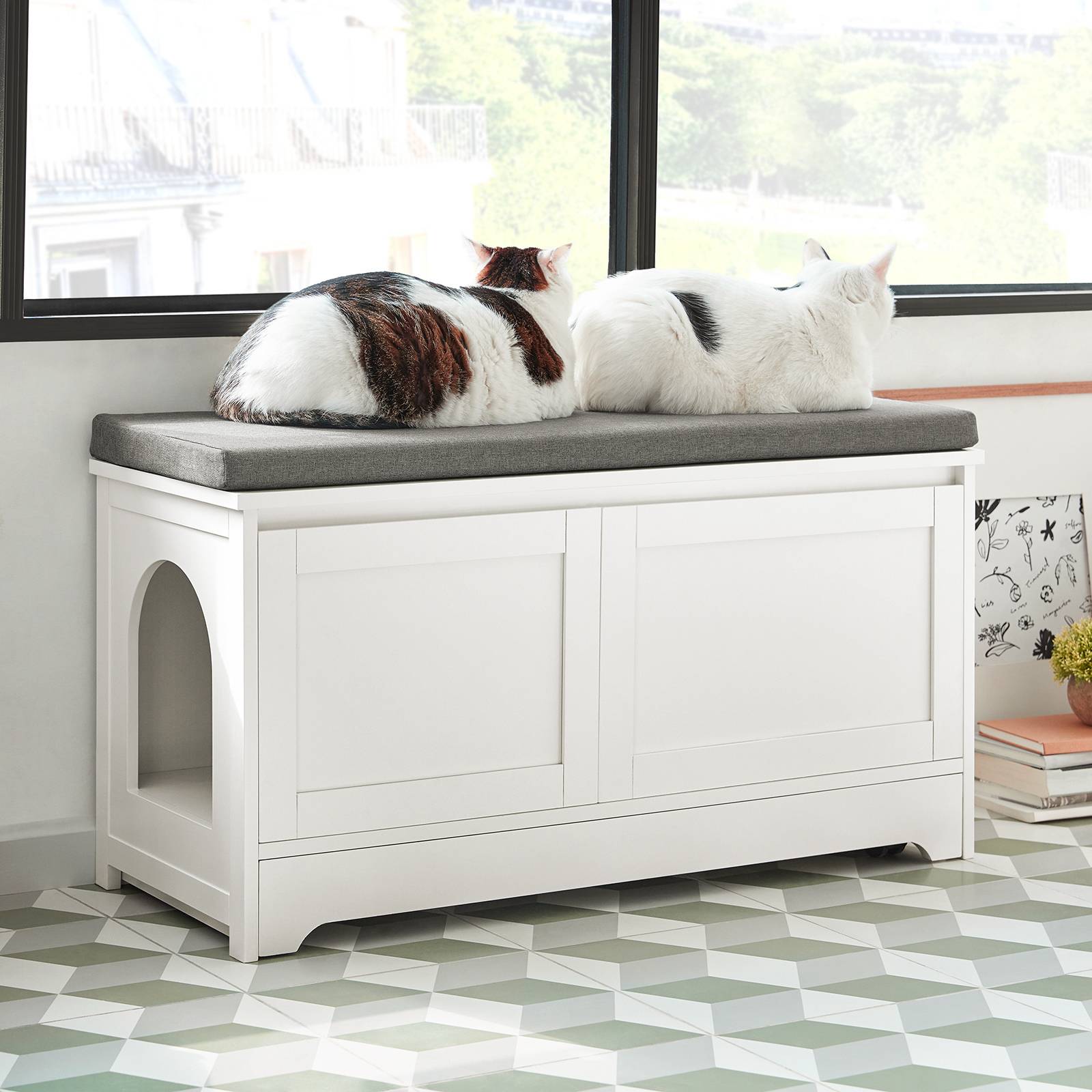 SoBuy Meuble Litière pour Chat avec Banc à Chaussures 2 Portes, 3 Bols, Accès Latéral, Coussin et Bois Blanc 90x36x44 cm FSR136-W - Image 2