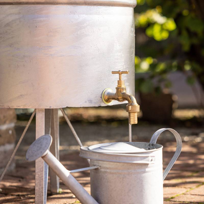 Esschert Design - Récupérateur d'eau de pluie sur pied en zinc 95L - Image 9