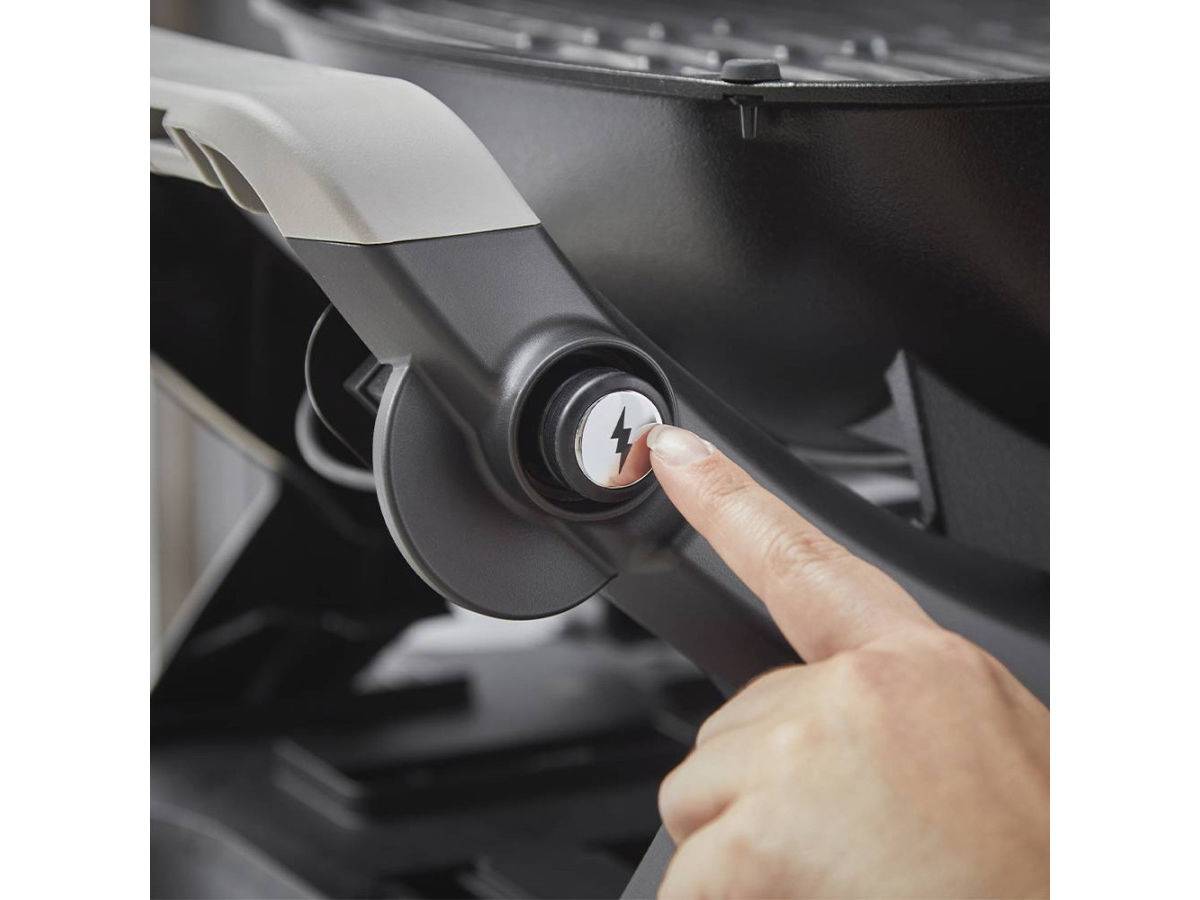Weber - Barbecue à gaz Q 1200N noir avec pied + Housse + Rôtissoire - Weber - Image 9