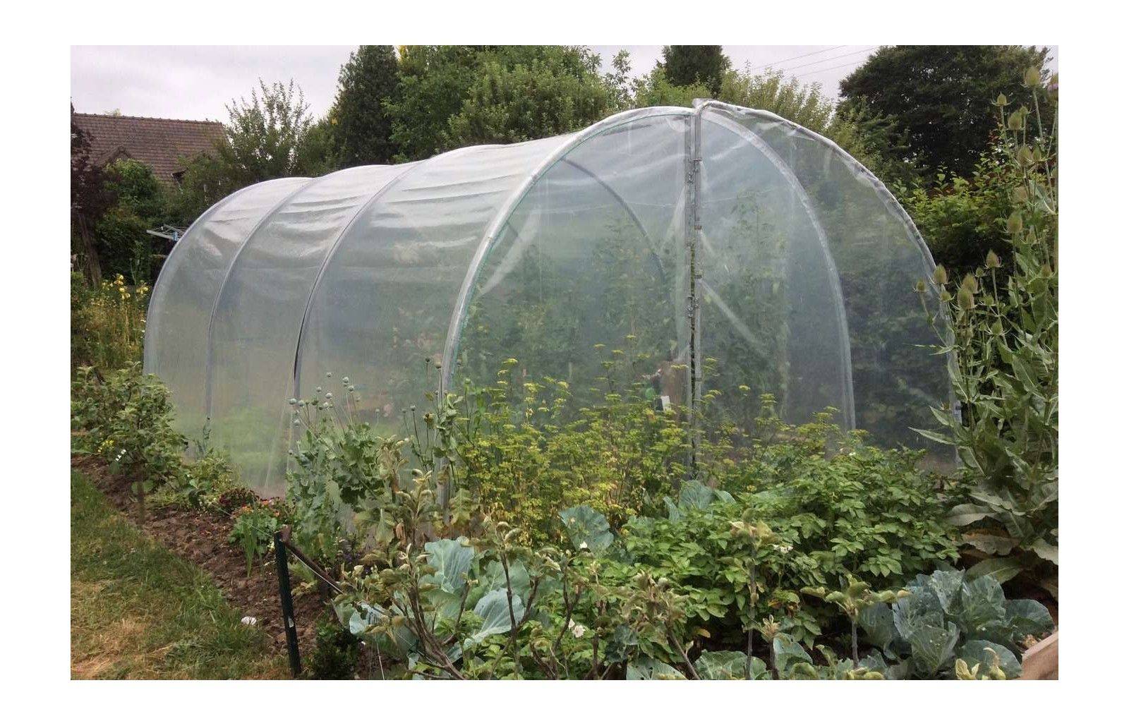 Serre tunnel de jardin - 13,5m² - 3 x 4,5 m - pieds arrondis - polyéthylène haute densité - 2 portes pivotantes - LES SERRES TONNEAU - Image 10