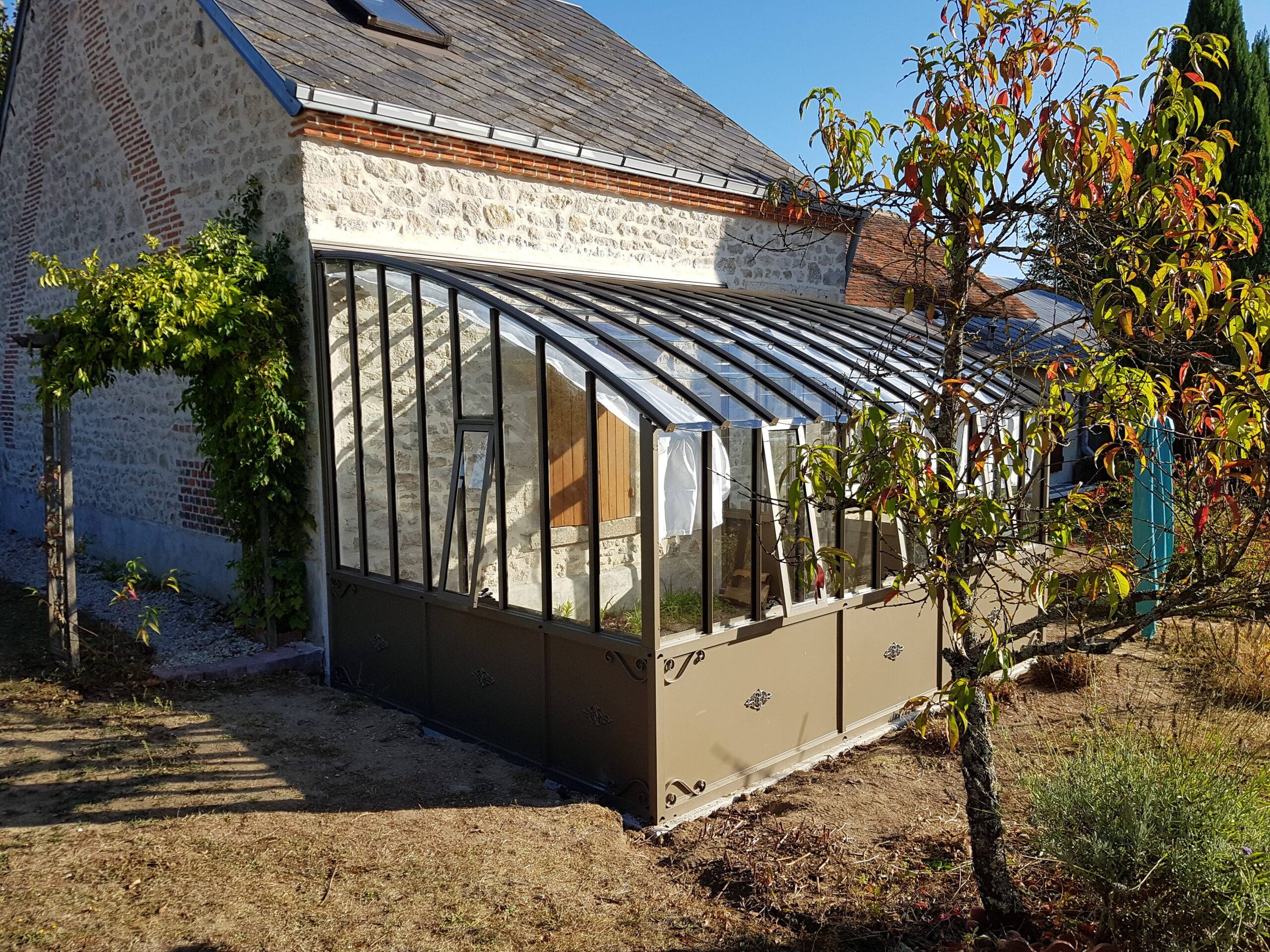 10m² - Serre en tuile de verre à l'ancienne - Eléonore Soubassement - Aluminium -10m²  - Gris sable - L'atelier Des Serres - Image 6