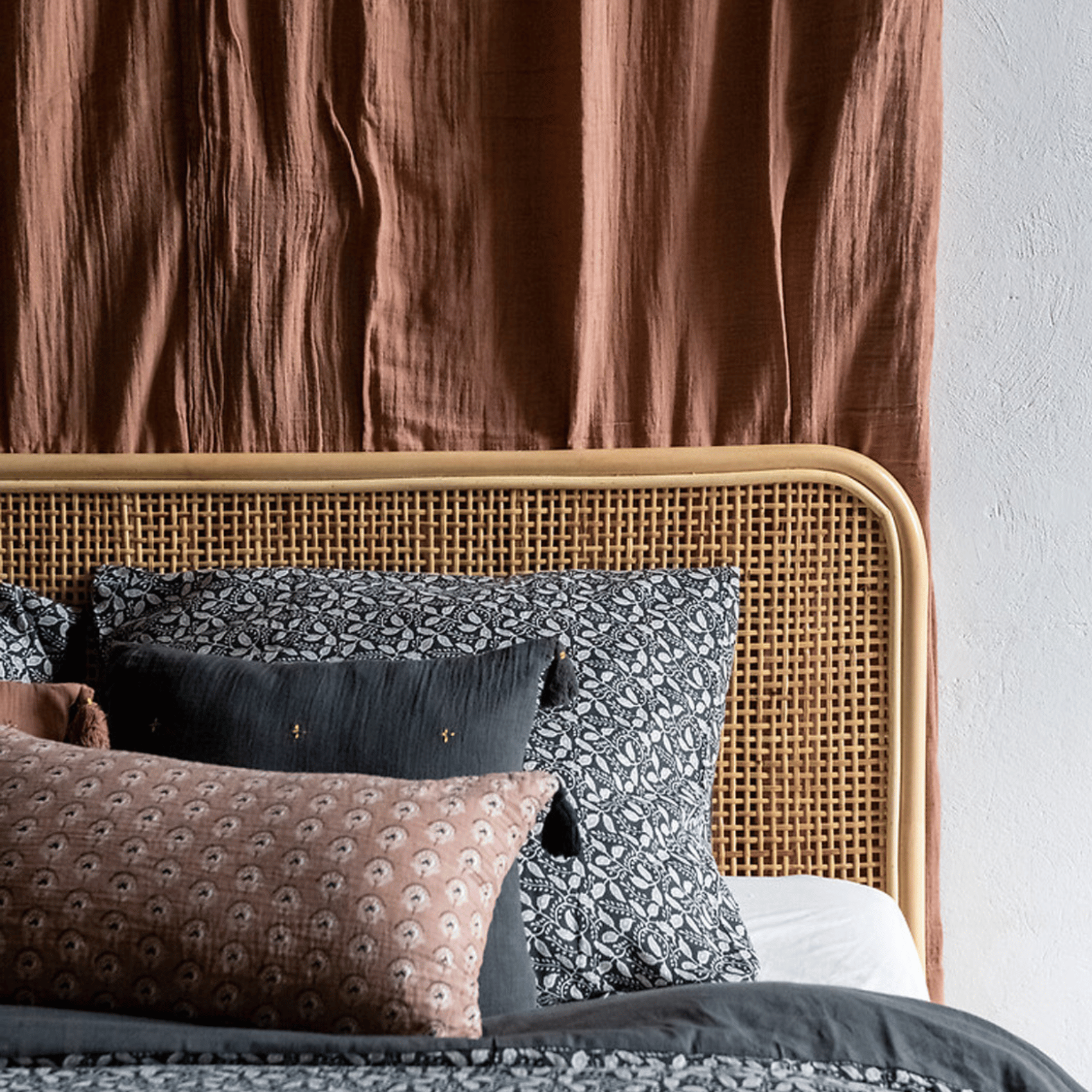 Atmosphera - Coussin en coton à pompons - ATMOSPHERA - Image 2