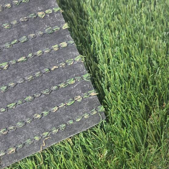 Gazon Synthétique GREEN PRO 48mm - 4Mx10M soit 40m2 - BBE - Image 5