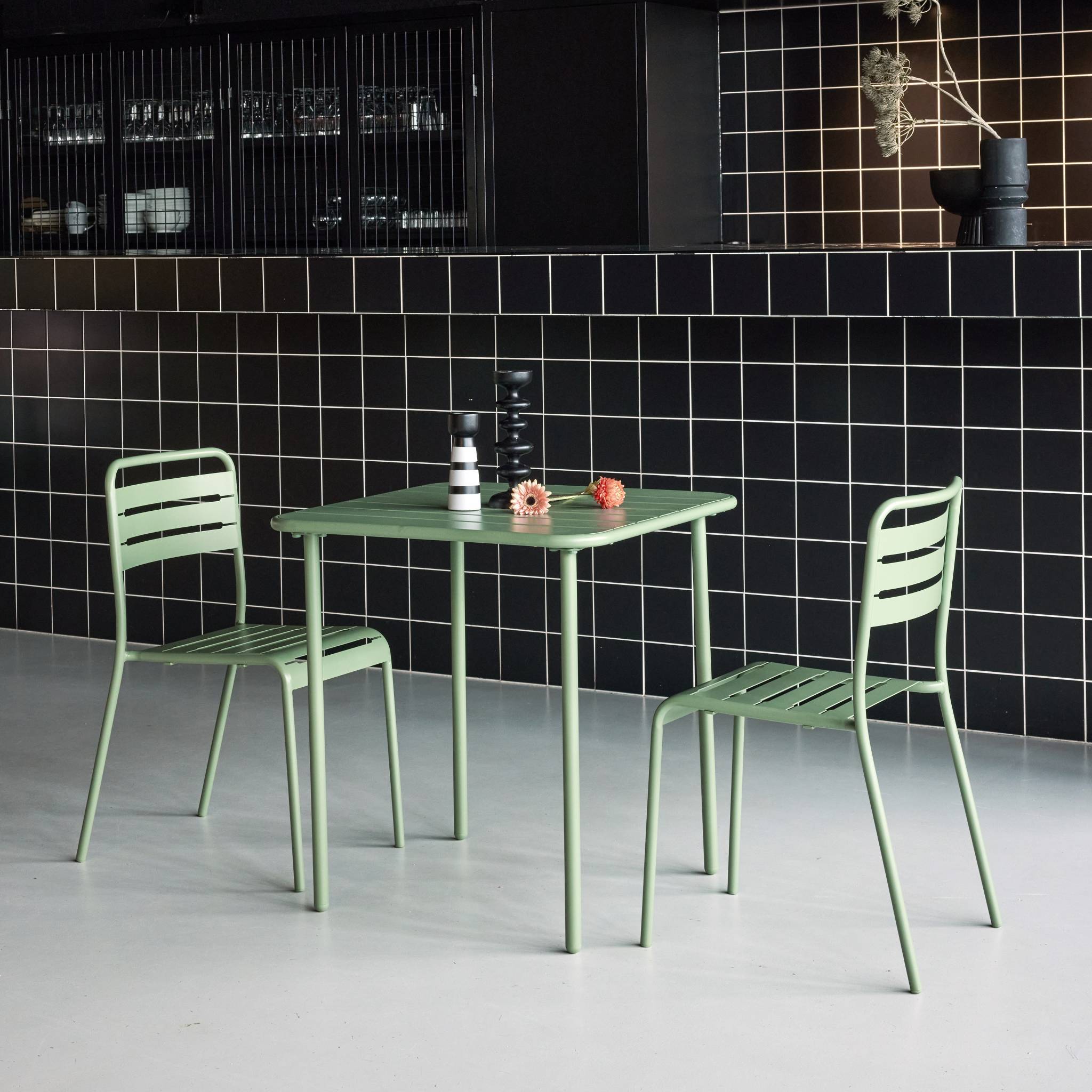 sweeek - Table de jardin métal + 2 assises vert Amélia | sweeek - Image 4