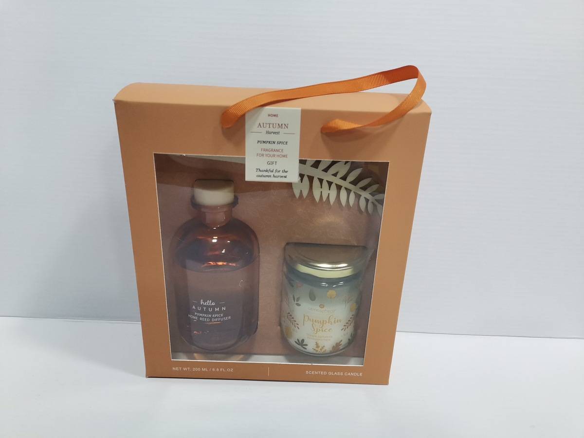 Feeric Christmas - Coffret bougie et diffuseur Leka - Feeric Lights & Christmas - Image 1