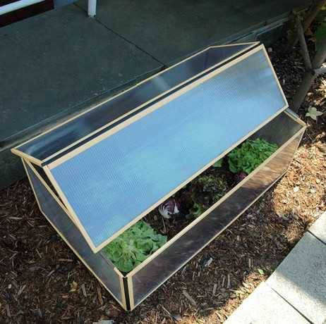 Vitavia - Mini serre Levana 1 - Structure 0.5m² en alu et polycarbonate 4 mm, Couleur Vert - Image 7