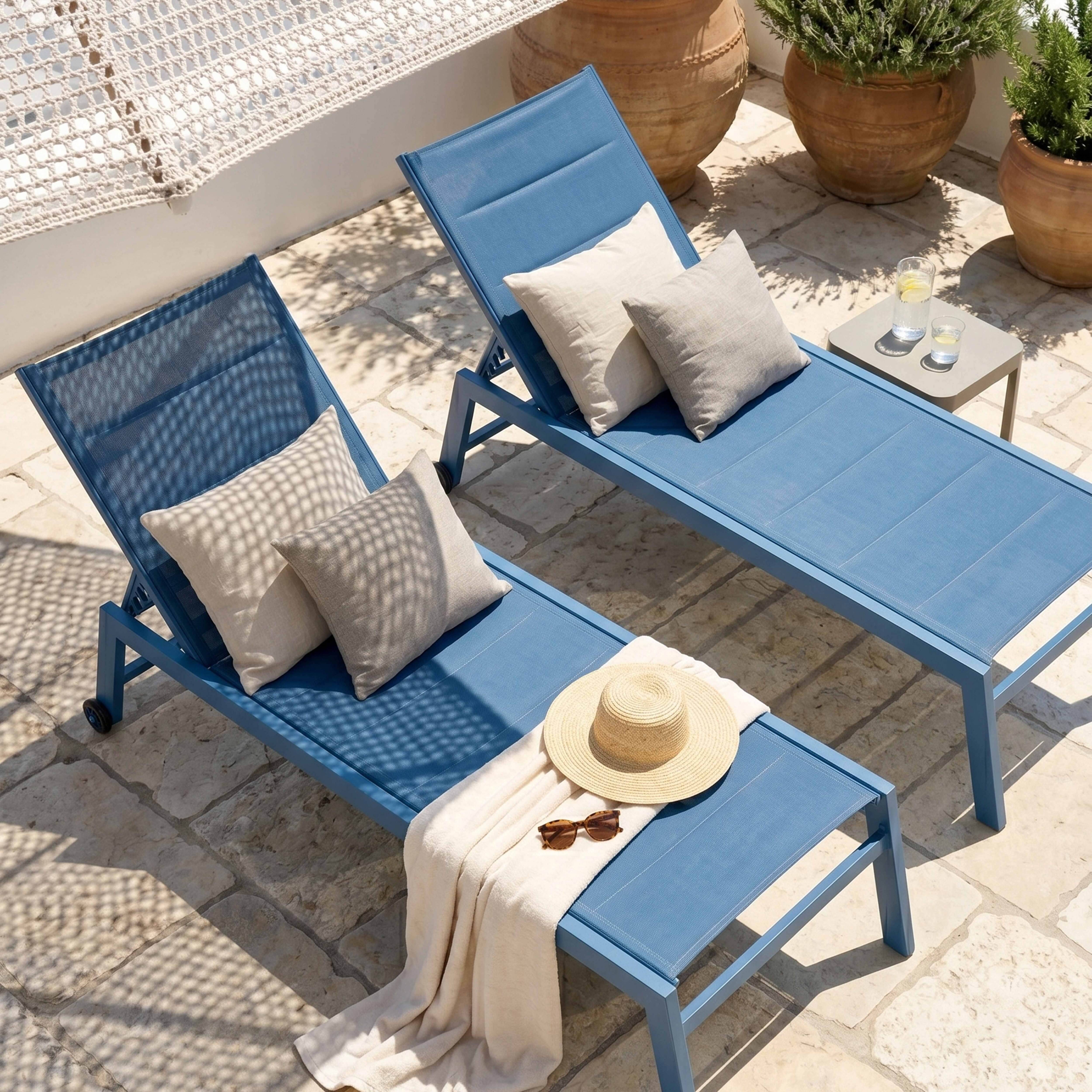 Oviala - Lot de 2 bains de soleil en aluminium et textilène bleu pacifique Nouméa - Oviala - Image 3