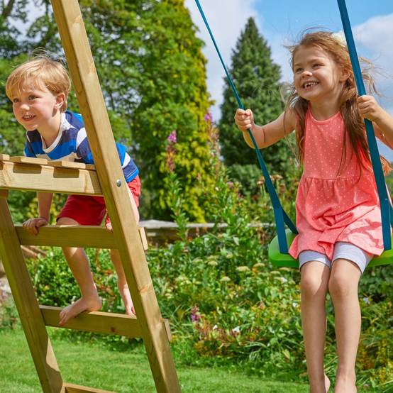 Portique bois Thymelee H.200 cm avec 2 balançoires, toboggan, échelle et kit d’ancrage – TP TOYS - Image 3