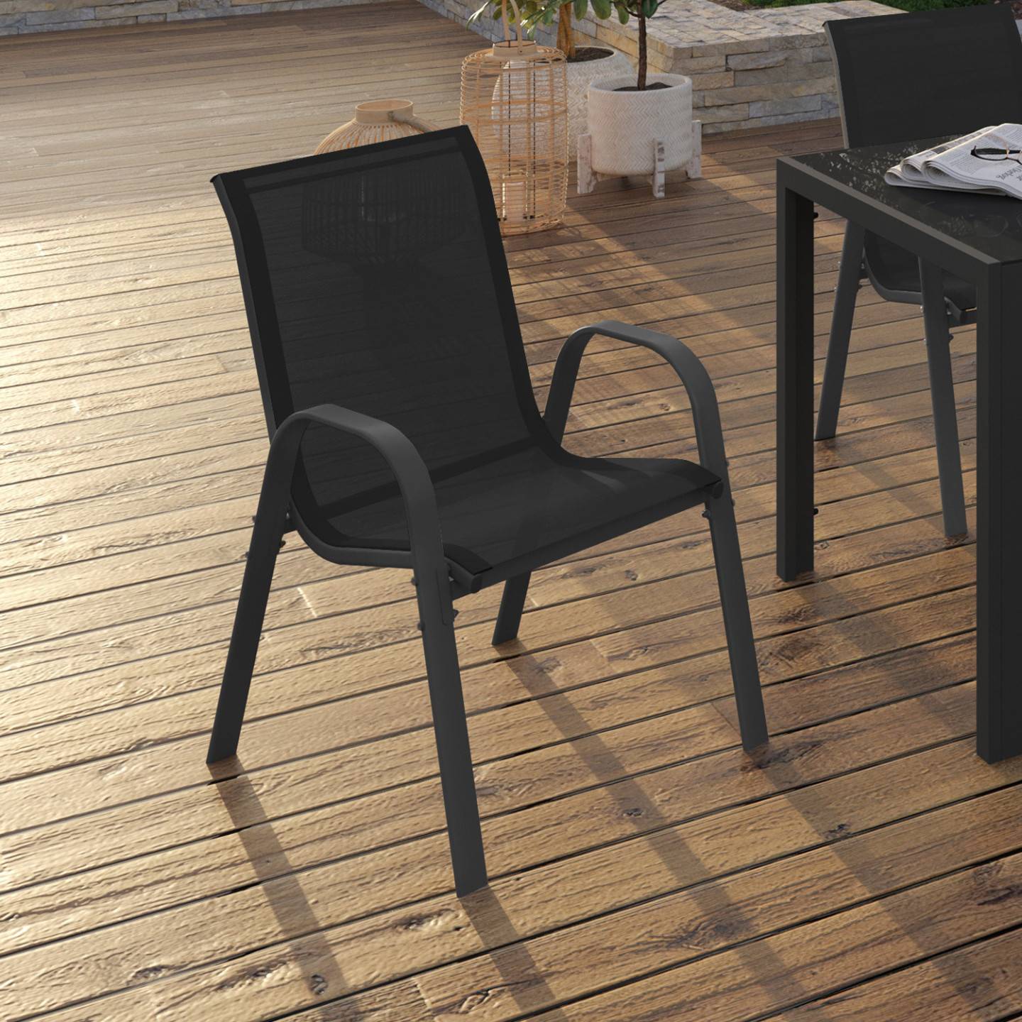Lot de 4 chaises de jardin LYMA métal et textilène empilables noires - Image 1
