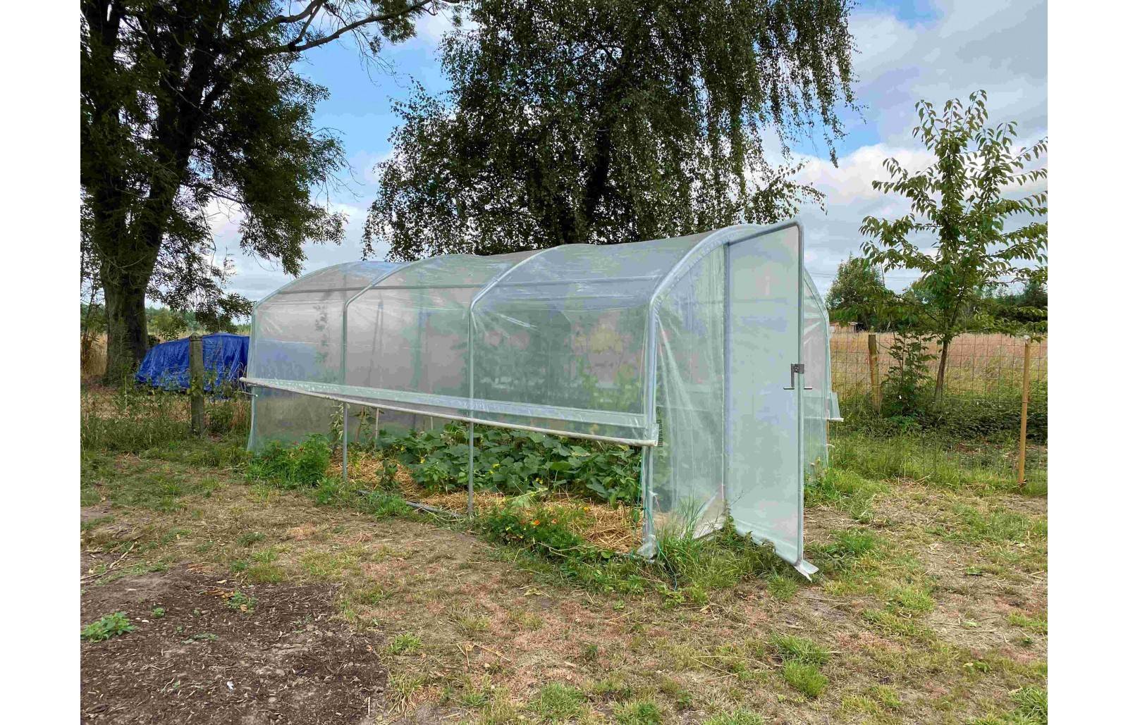 Serre tunnel de jardin - 13,5m² - 3 x 4,5 m - pieds droits - aérations latérales - 4 saisons - LES SERRES TONNEAU - Image 4