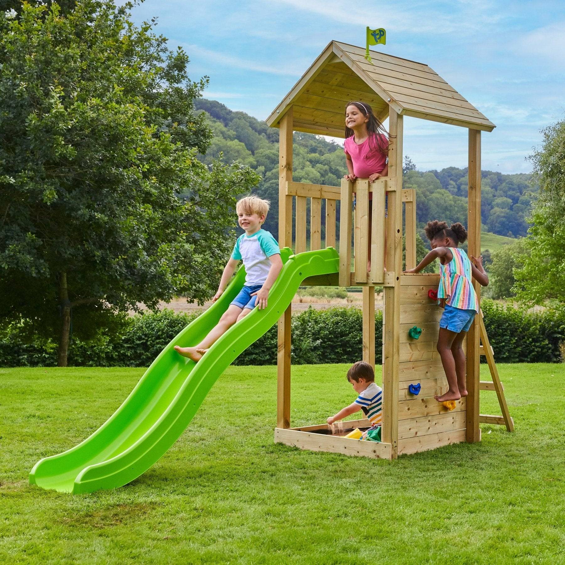 Tour de jeux en bois FSC  SKYWOOD H.270 cm avec plateforme, toboggan, bac à sable et mur d’escalade – TP TOYS - Image 1