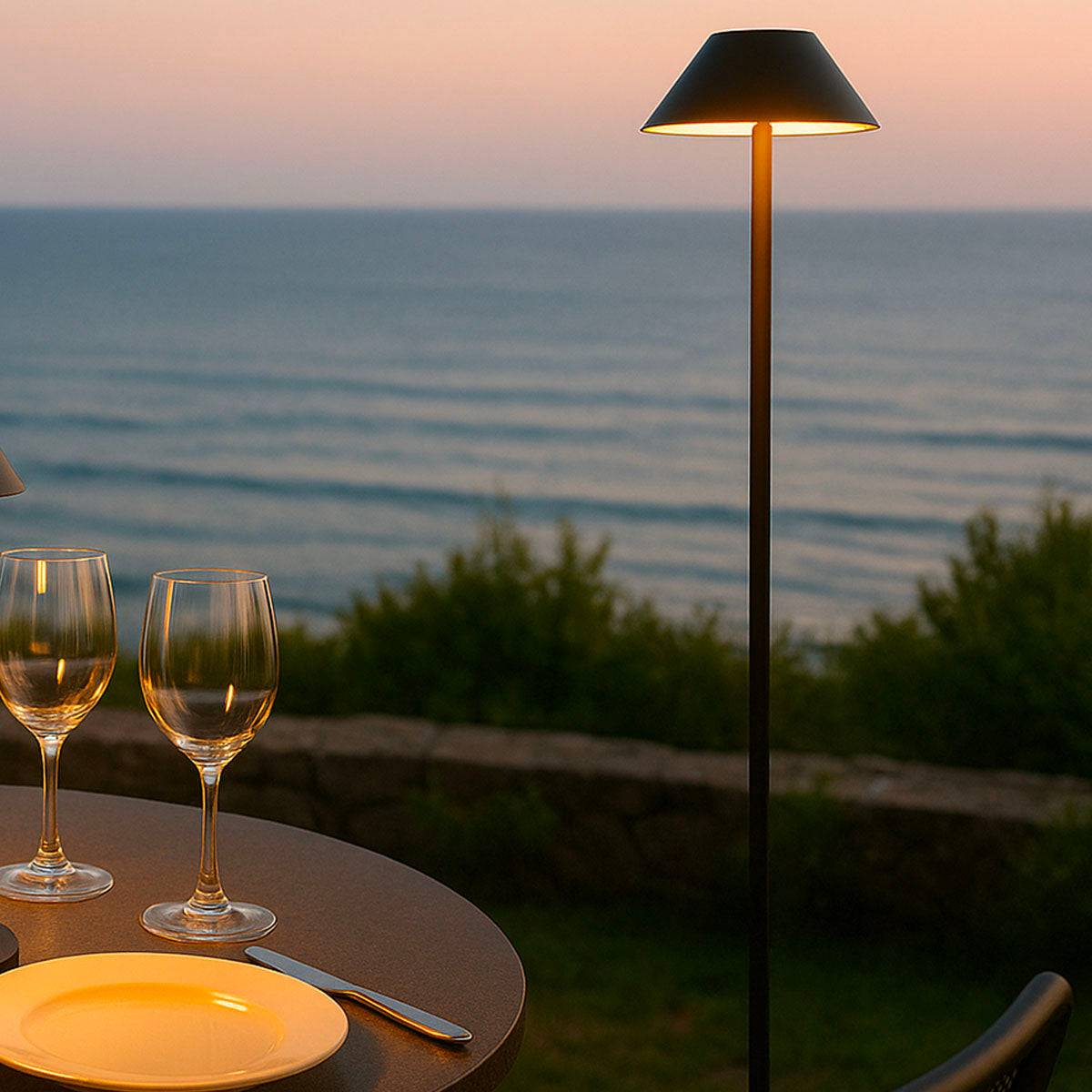 Lumisky - Lampadaire solaire NERIO TALL en acier noir H150cm - Image 7