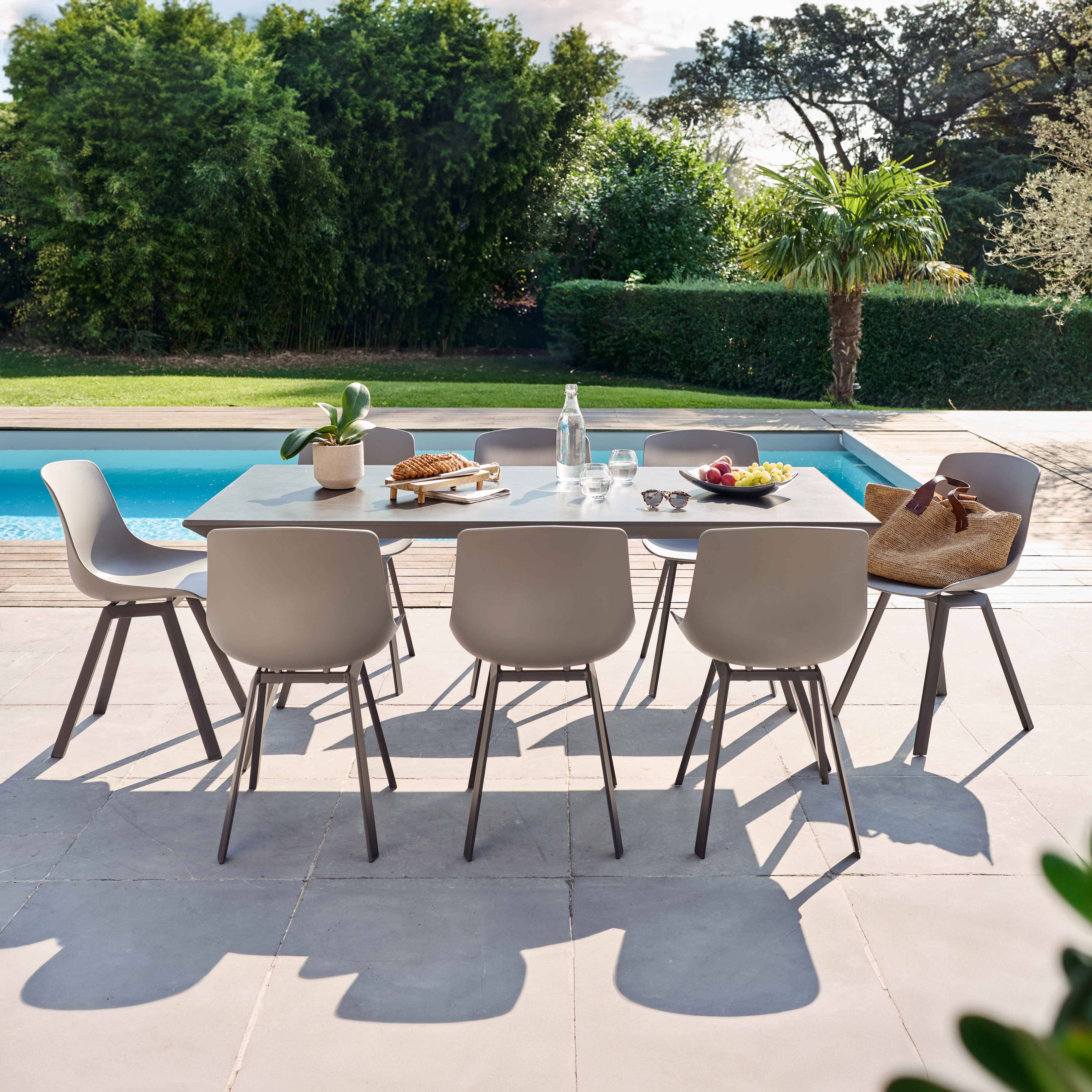 Oviala - Ensemble table de jardin rectangulaire grise et 8 chaises grises Samoa - Oviala - Image 3