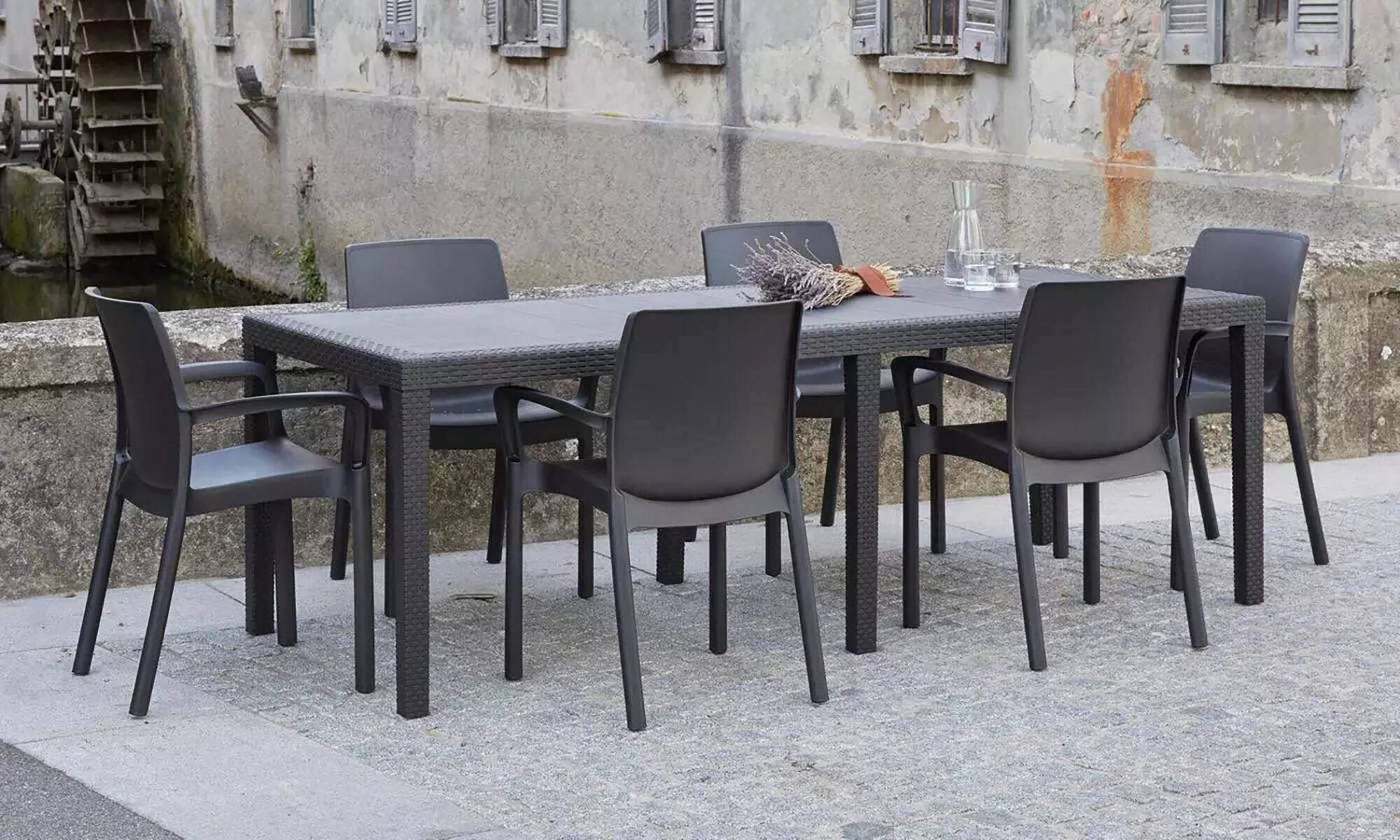 Dmora - Table d'extérieur Dmains, Etagère à manger rectangulaire extensible, Table de jardin extensible effet rotin, 150/220x90h72 cm, Anthracite - Dmora - Image 2
