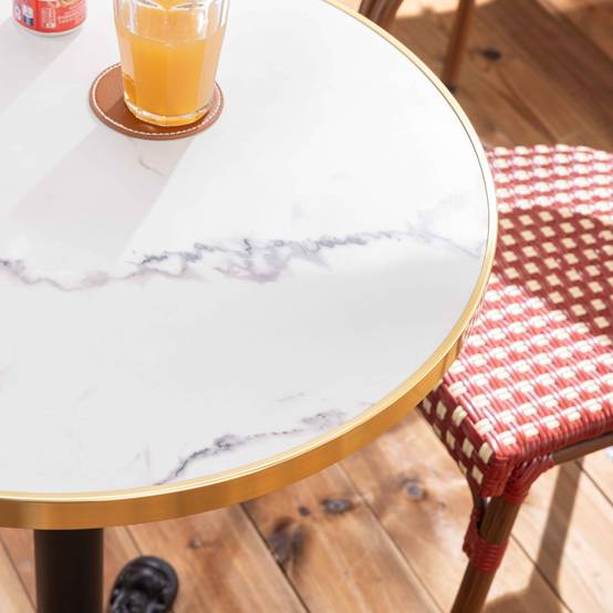 Oviala - Table de terrasse 60cm inclinable marbre blanc et 2 chaises rouge Montmartre - Oviala - Image 3
